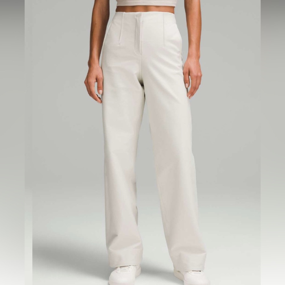 Lululemon Athletica Utilitech Relaxed-Fit Mid-Rise Trousers Bone color Size 8